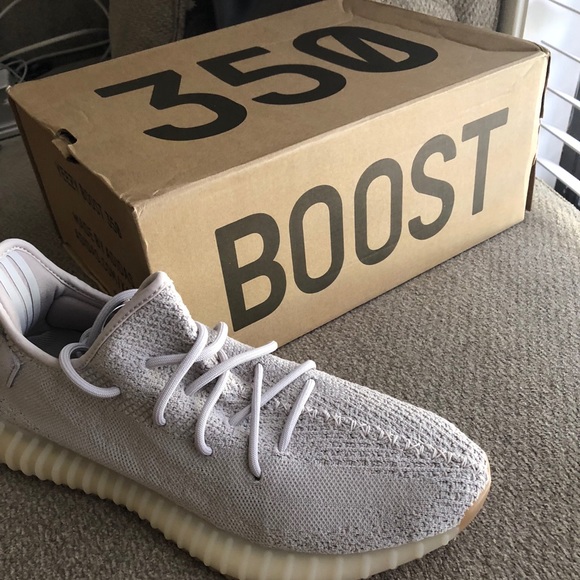 Yeezy 350 V2 “seasame - Picture 2 of 2